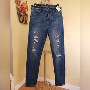 NWT Abercrombie & Fitch Simone high rise super skinny distressed jeans - Size 31
